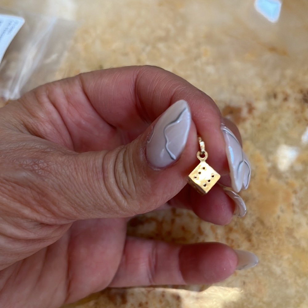 Solid 14K Gold Gold 3-D Game Dice Charm Pendant - Picture 2 of 5